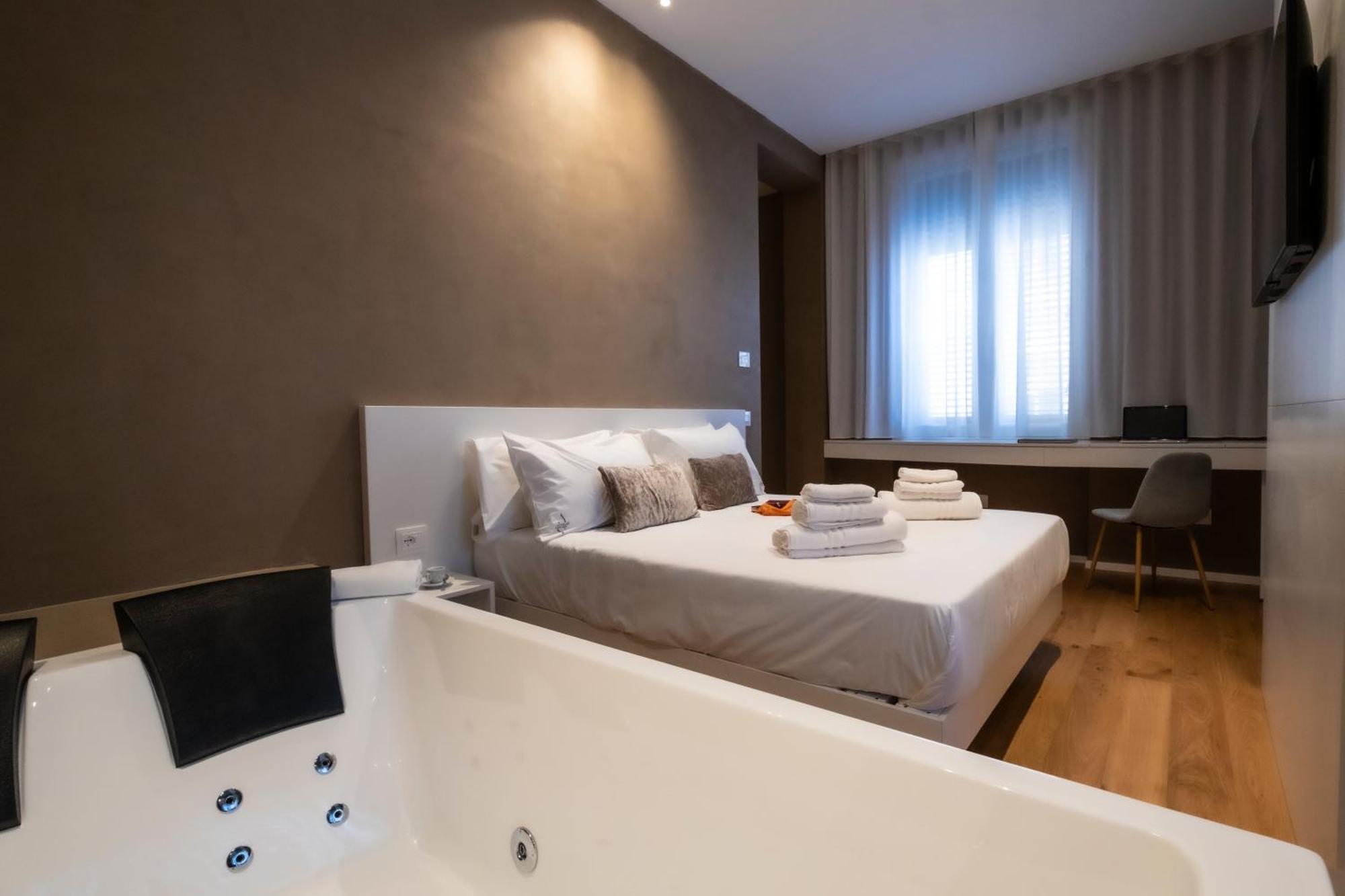 Amorgiu Luxury Suites Palermo Eksteriør bilde
