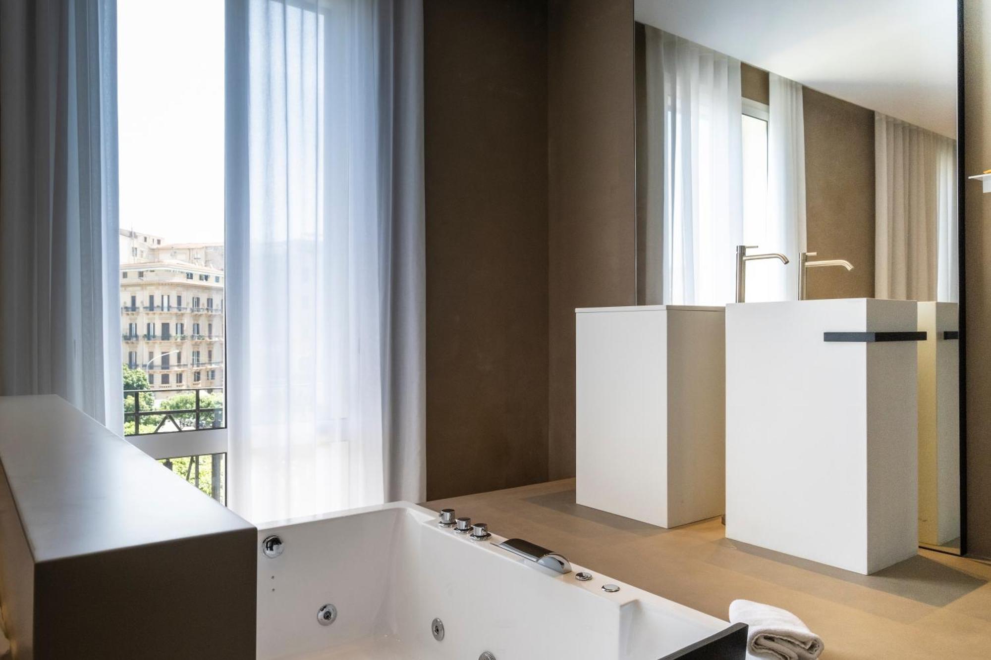 Amorgiu Luxury Suites Palermo Eksteriør bilde